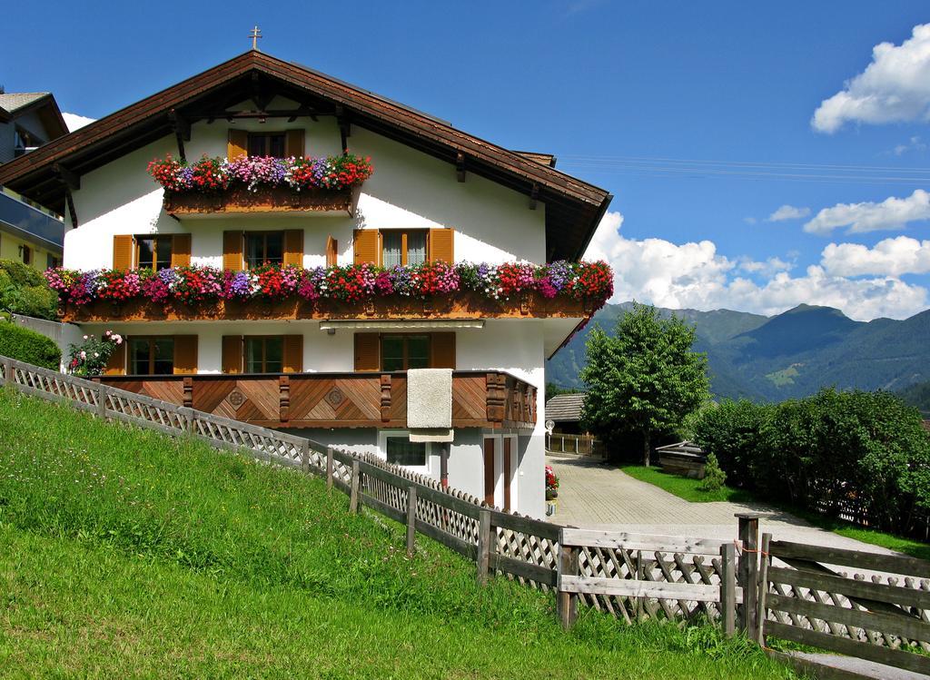 Haus Christina Hotel Trins Exterior foto